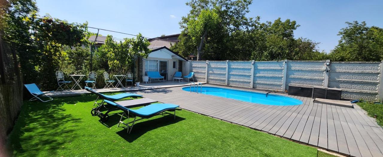 Morii Lake Pool Villa Бухарест Экстерьер фото