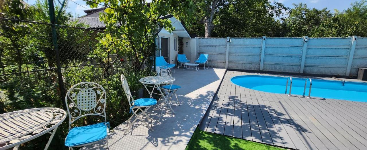 Morii Lake Pool Villa Бухарест Экстерьер фото